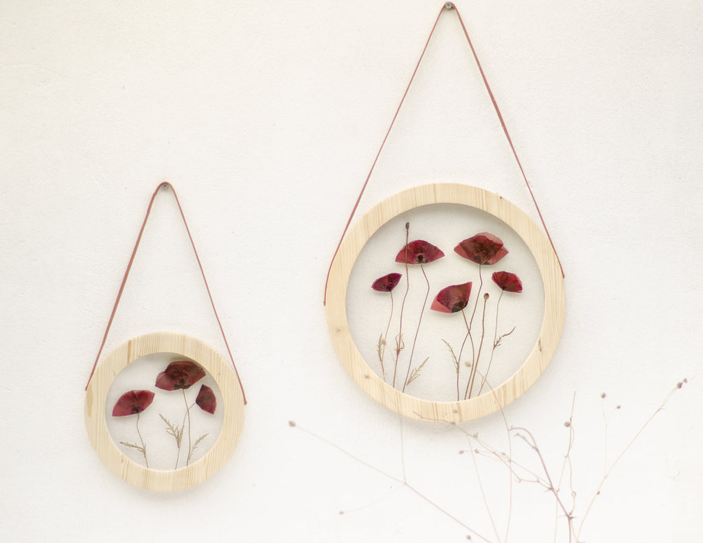 Cadre de fleurs pressées d. 9 po et 12 po - Le temps des coquelicots
