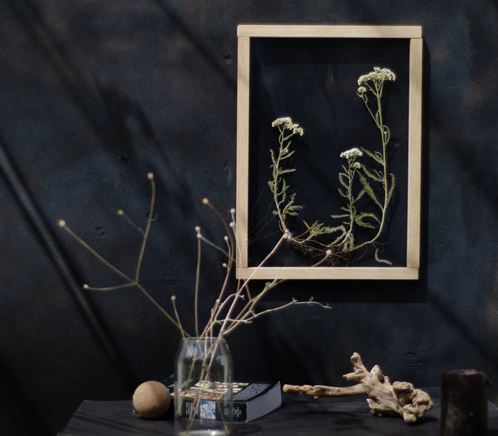 Pressed Flowers frame 13x18" - Family roots